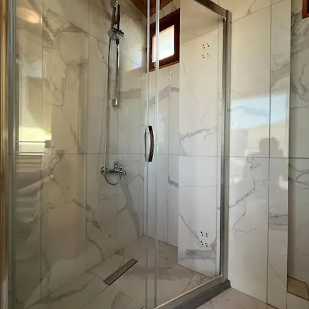 Waterfront Tiny House Bosphorus With Exceptional Terrace Istanbul