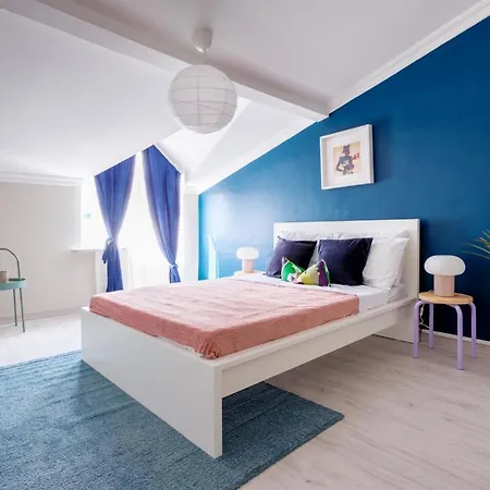 شقة Vibrant Duplex With Terrace 2 Min To Cevahir Mall *