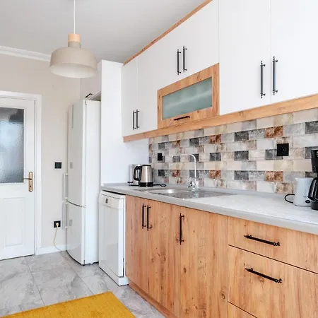 Vibrant Duplex With Terrace 2 Min To Cevahir Mall