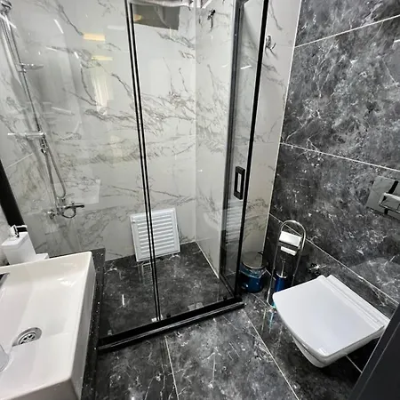 Golden Stone Hotel