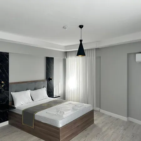 Cevvo Hotel *
