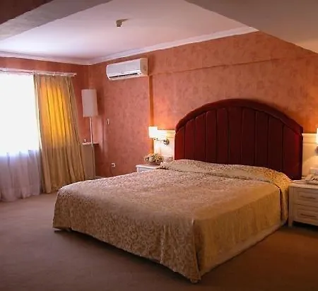 Atay Otel *