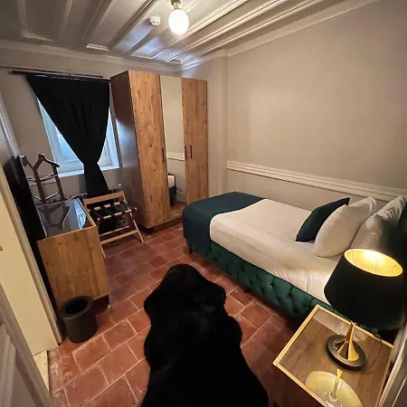 Olivera Suites Balat Homestay