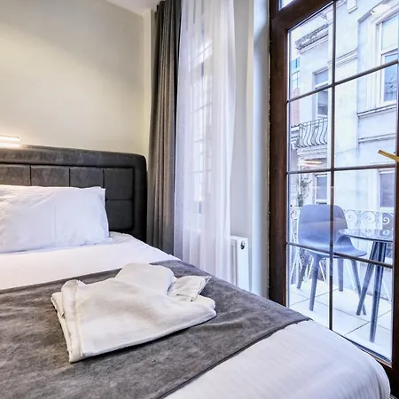 Hotell Hub Pera 3*