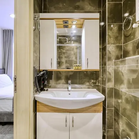 Hub Pera Hotell