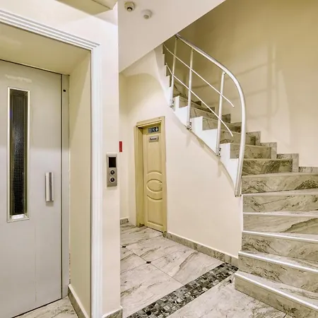 Hub Pera Hotell