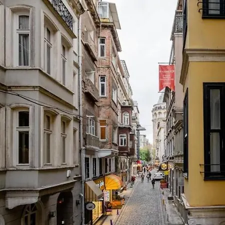 Metritikas Apartment Istanbul