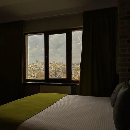 Ethnica Old Hotel 2*