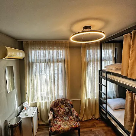 Hostel Nomad Karakoey Istanbul
