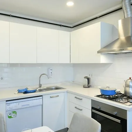 Kardes 5 Apartament