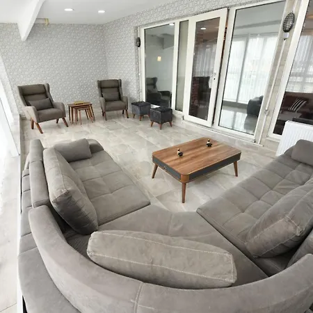 Apartment Dubleks 3-1 *