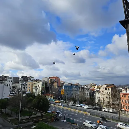 Lina Taksim Pera Hotel 4*