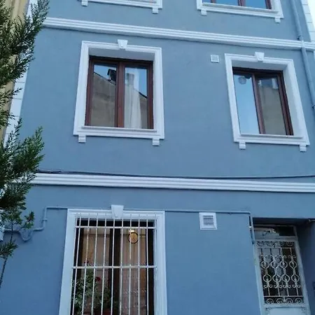 Historical Comfy Flat In Beyoglu Tophane, Galata * Estambul