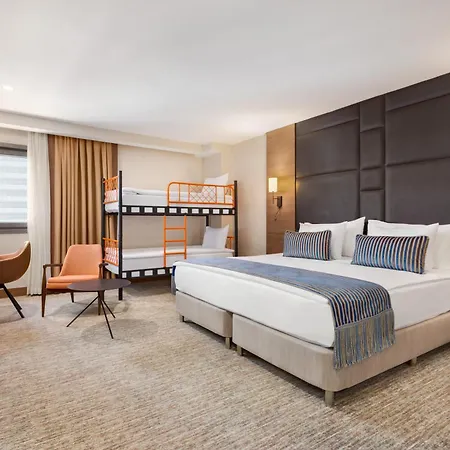Отель Tryp By Wyndham Sisli 4*