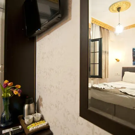 Golden Horn Park 3*