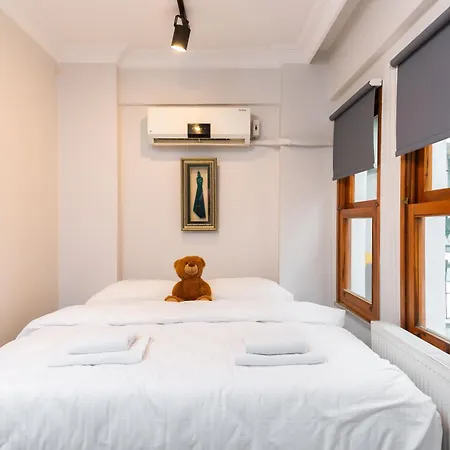 Villa La Gardenia : 4br With Private Garden *