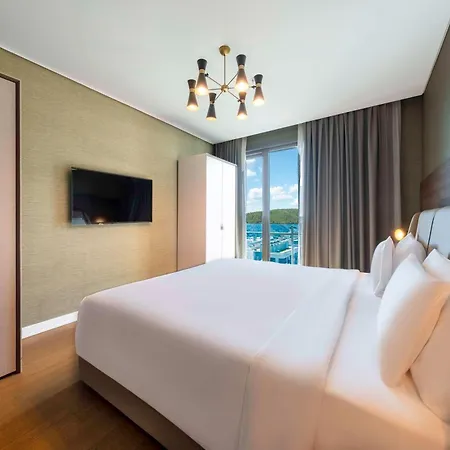 Radisson Residences Vadistanbul Hotel