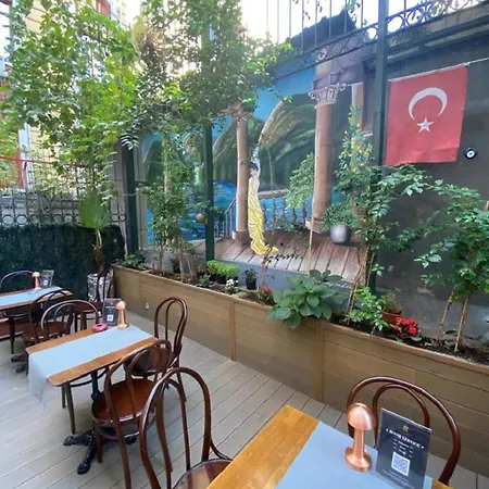 Lina Taksim Pera Istanbul