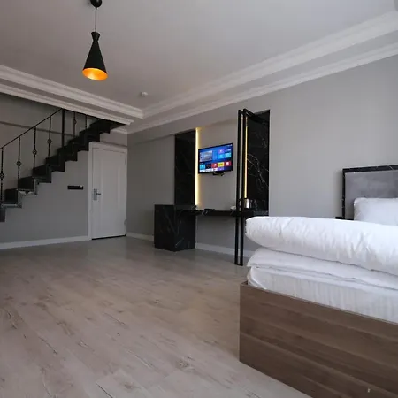 Cevvo Hotel *