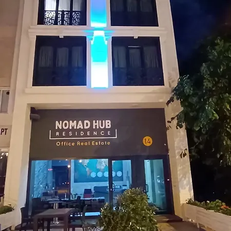 Nomad Hub 3*