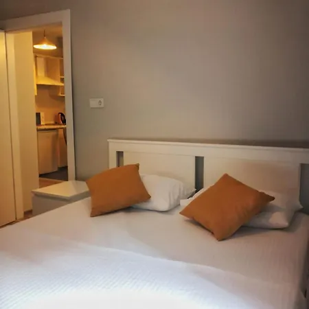 Hostel Gafa Garden & - Great Location *