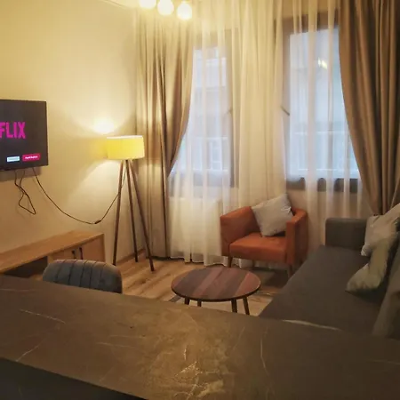 Hostel Gafa Garden & - Great Location