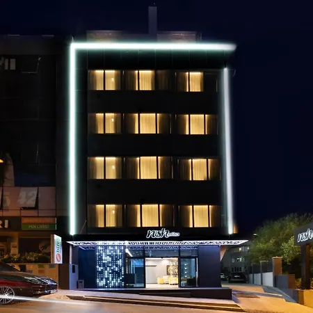 Nish Palace Besiktas 酒店