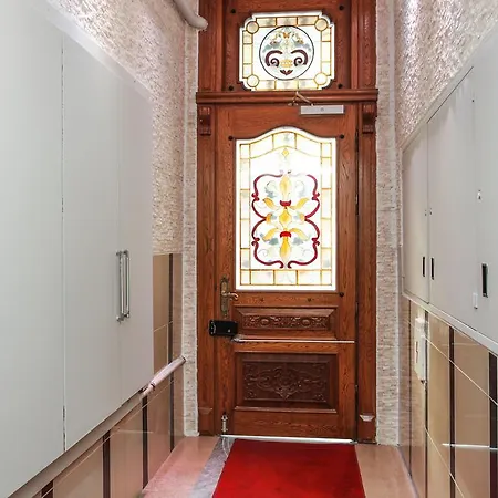 Sheriff Royal Aparthotel Istanboel