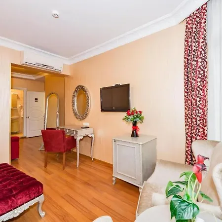 Hotel Santa Hill 3*