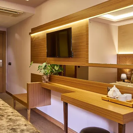 Atro Hotel