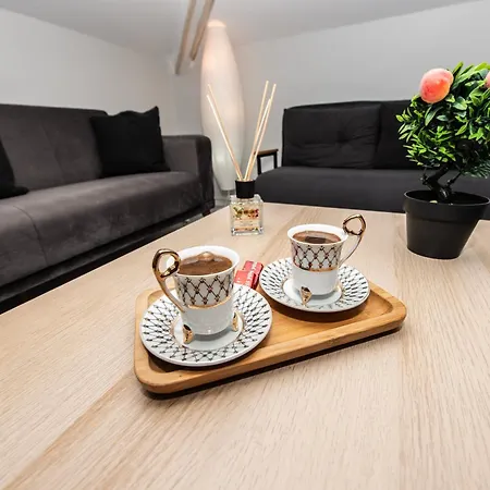 Homestay Dach Wochnung Mit Terrasse