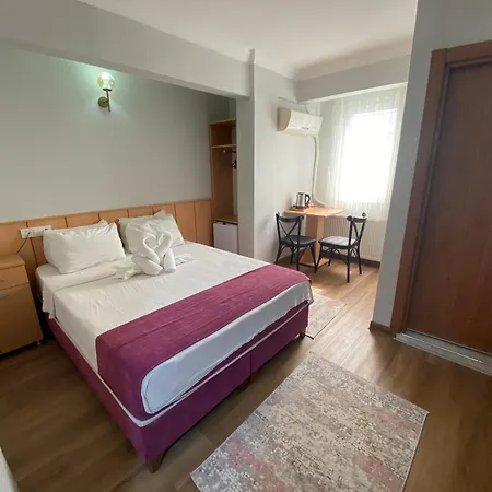 Hotel Oezsefa 3*