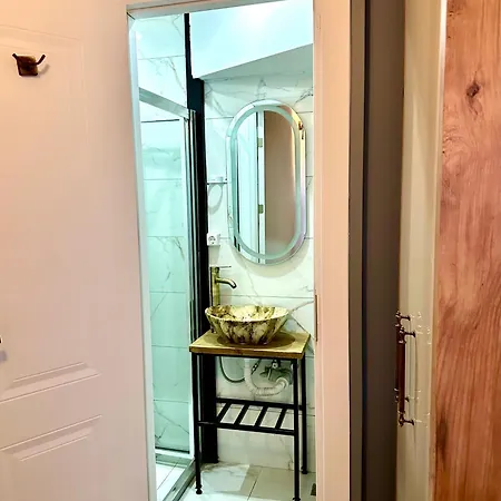 Отель Newalla Old 5*