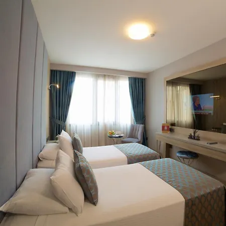 Hotel Aspen & Old 4*