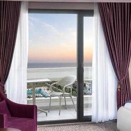 Hotel Ramada Plaza By Wyndham Silivri
