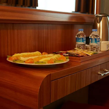 Hotel Ilkbal Deluxe &spa 4*