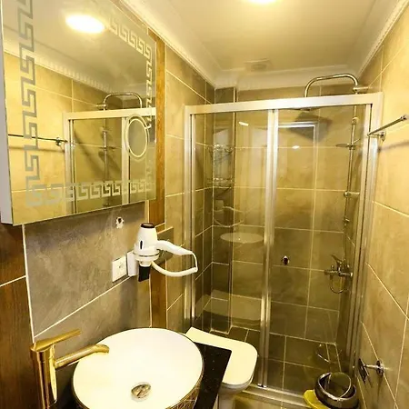 Aparthotel Grand Moon *