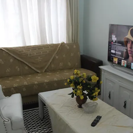 Apartment Two Bedroom Flat In The Garden At The Bosphorus Istanbul