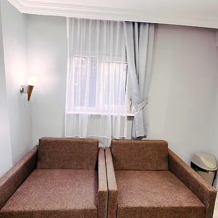 Taksim Centre 2*