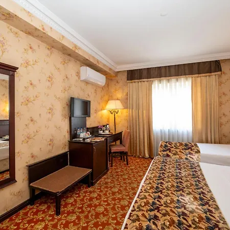 Hotel Pera Rose 4*
