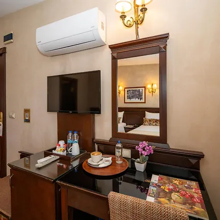 Pera Rose Hotel