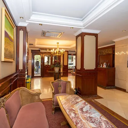Hotel Pera Rose