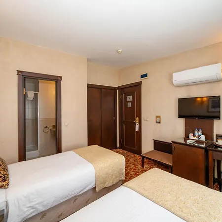 Pera Rose Hotel 4*