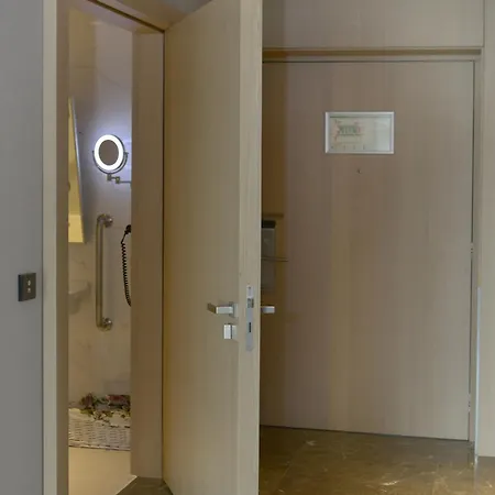 Szálloda Wyndham Grand Levent & Conference Center 5*