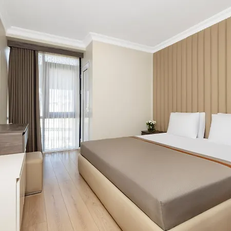 Hotel Mayar *