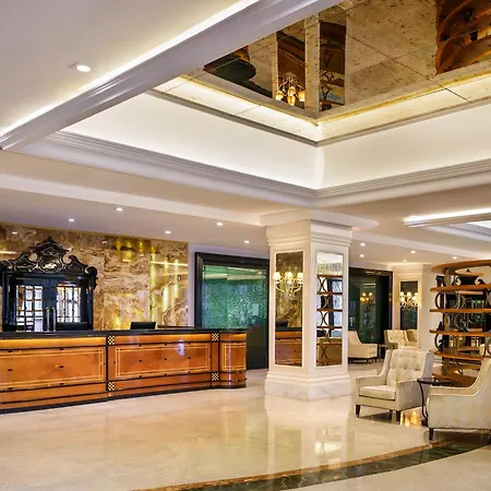 Kaya Fair & Convention מלון 5*