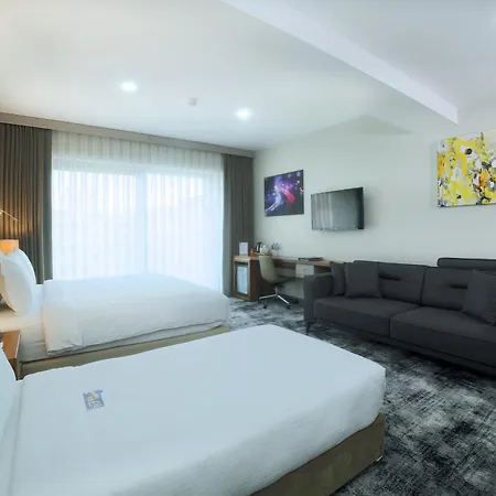 Tryp By Wyndham Topkapi Hotel 4*