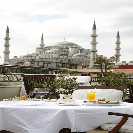Hotel Acra - Special Category 4*