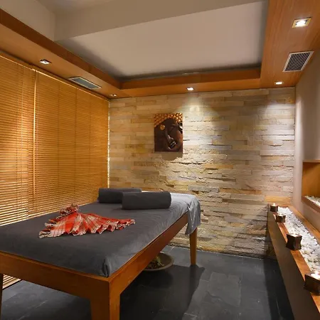 Hotel Pera Rose 4*