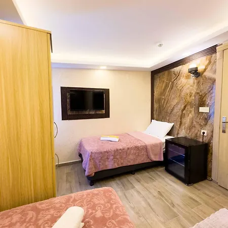 Oez Duenya Istanbul